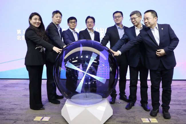 免费黄色图片